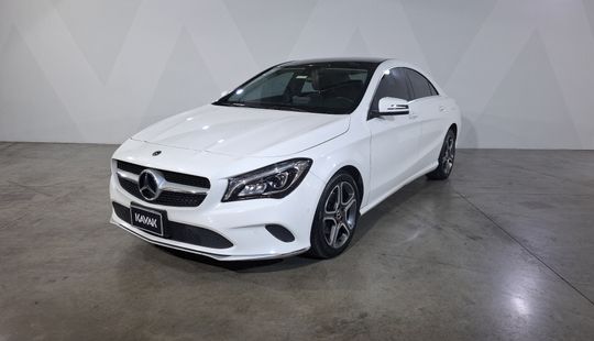 Mercedes Benz • Clase CLA