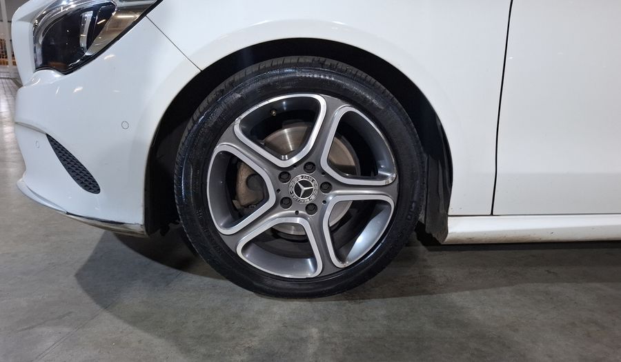 Mercedes Benz Clase Cla 1.6 CLA 200 SPORT DCT Coupe 2019