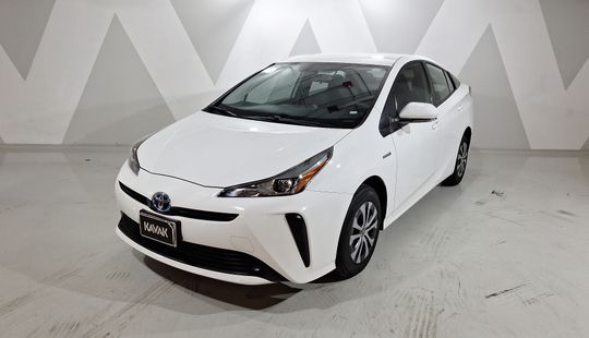 Toyota • Prius