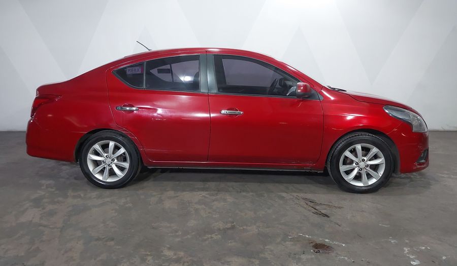 Nissan Versa 1.6 ADVANCE TM AC Sedan 2015