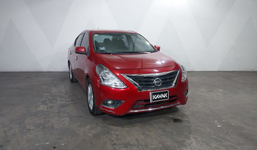 Nissan Versa 1.6 ADVANCE TM AC Sedan 2015