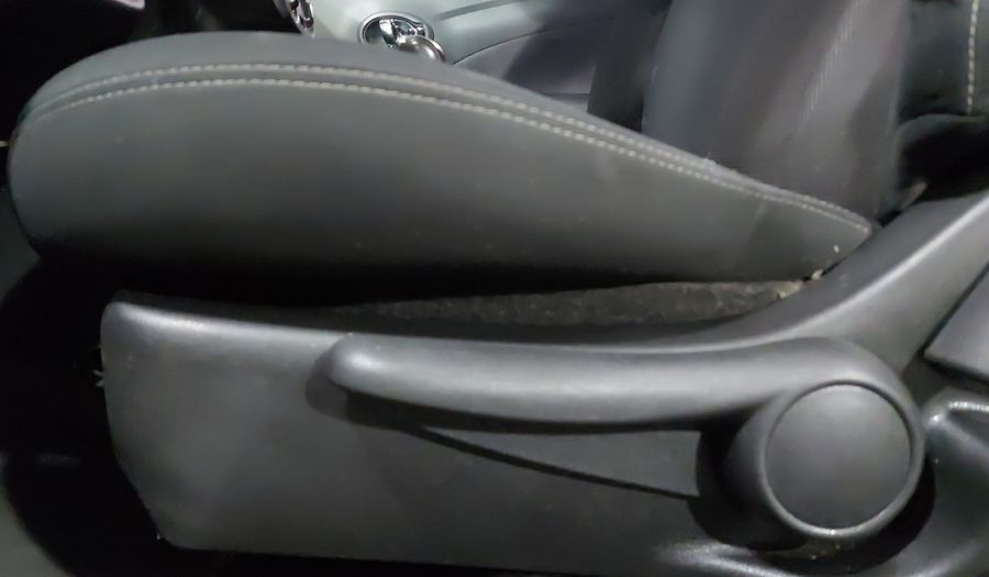 Nissan Versa 1.6 ADVANCE TM AC Sedan 2015