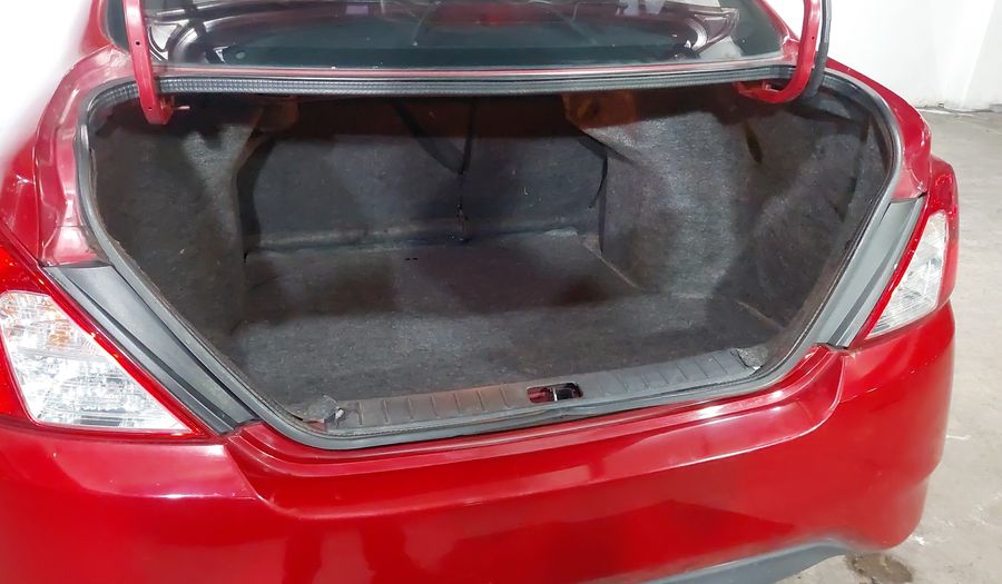 Nissan Versa 1.6 ADVANCE TM AC Sedan 2015