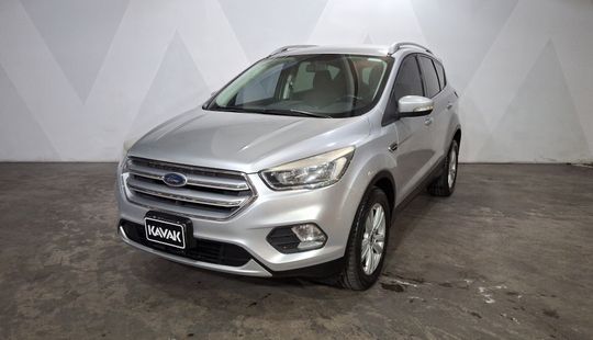 Ford • Escape