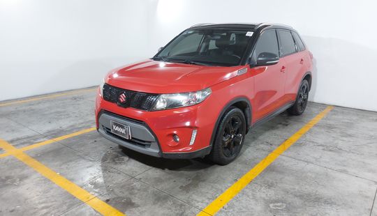 Suzuki • Vitara