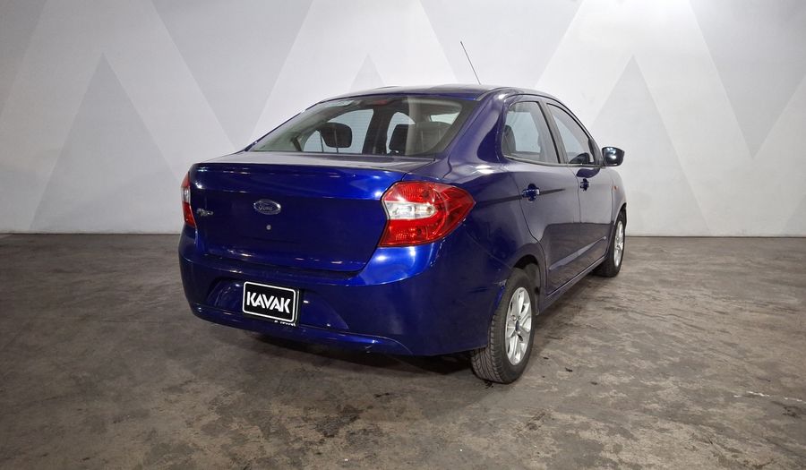 Ford Figo 1.5 FIGO TITANIUM AT Sedan 2017