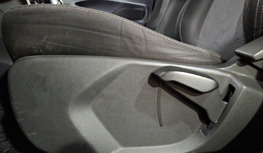 Ford Figo 1.5 FIGO TITANIUM AT Sedan 2017