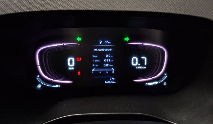 Kia Carens 1.5 LX Minivan 2022