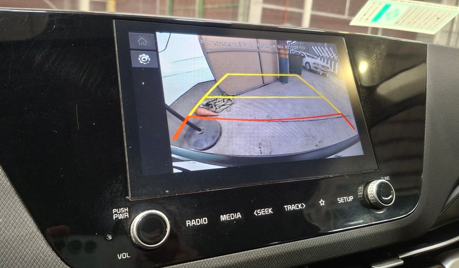 Kia Carens 1.5 LX Minivan 2022