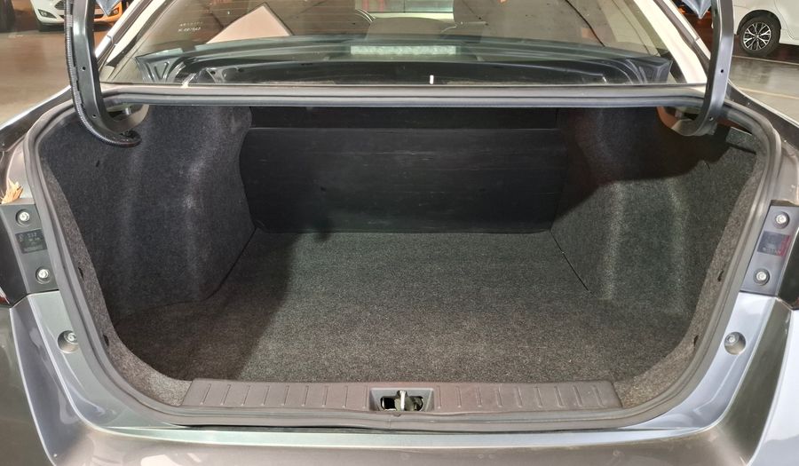 Nissan Versa 1.6 SENSE Sedan 2021