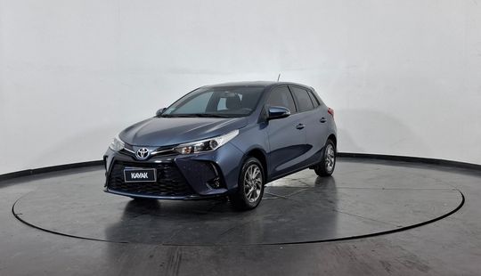 Toyota • Yaris