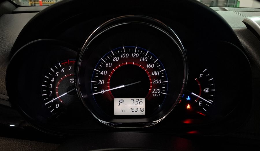 Toyota Yaris 1.5 CVT Hatchback 2017