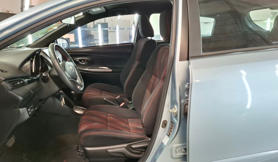 Toyota Yaris 1.5 CVT Hatchback 2017