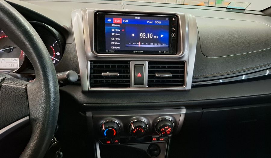 Toyota Yaris 1.5 CVT Hatchback 2017
