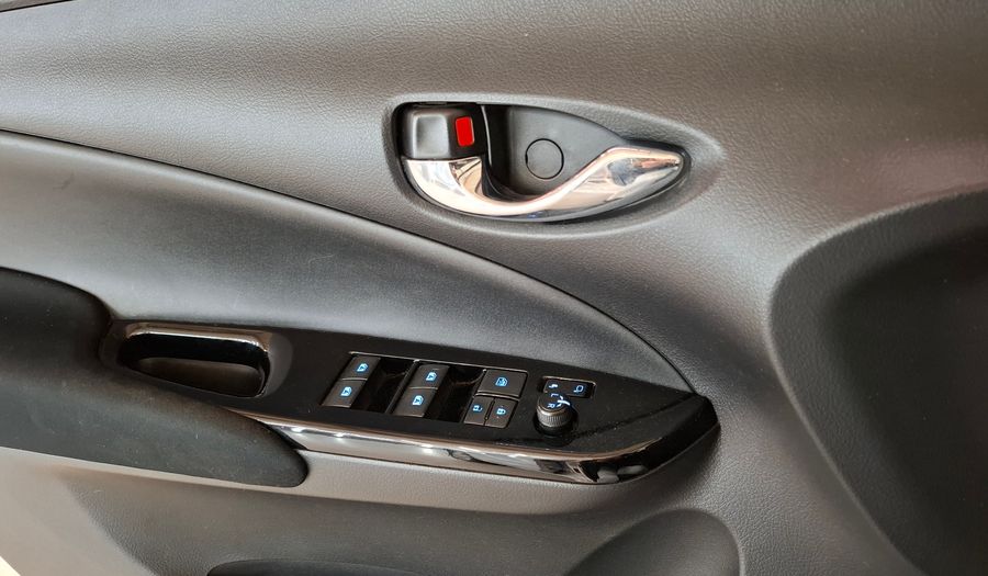 Toyota Yaris 1.5 XLS CVT Hatchback 2021