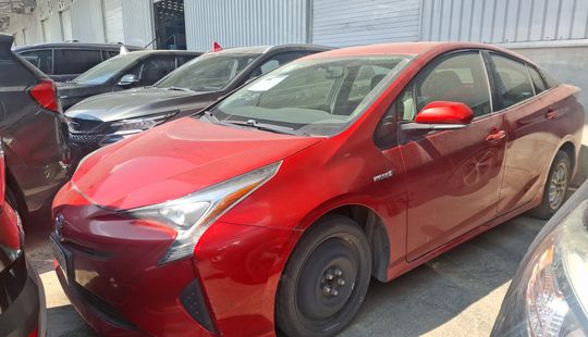 Toyota • Prius