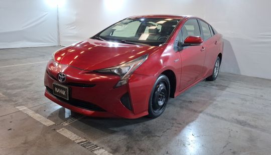 Toyota • Prius
