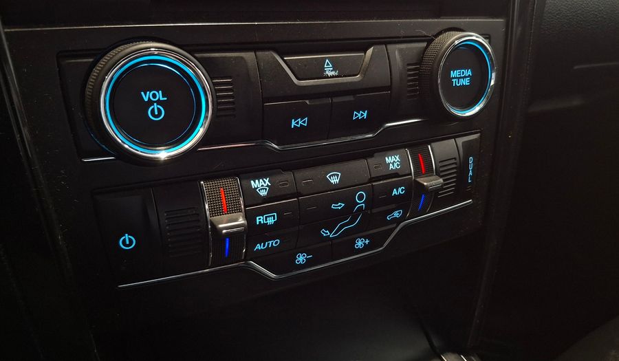 Ford Explorer 3.5 XLT AUTO Suv 2018