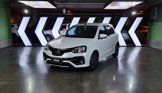 Toyota • Etios