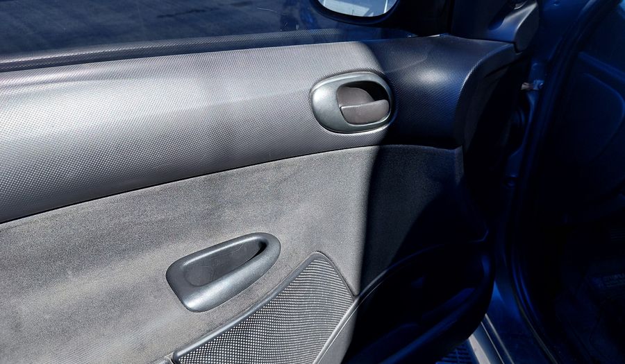 Peugeot 207 COMPACT XS 1.9D Hatchback 2010
