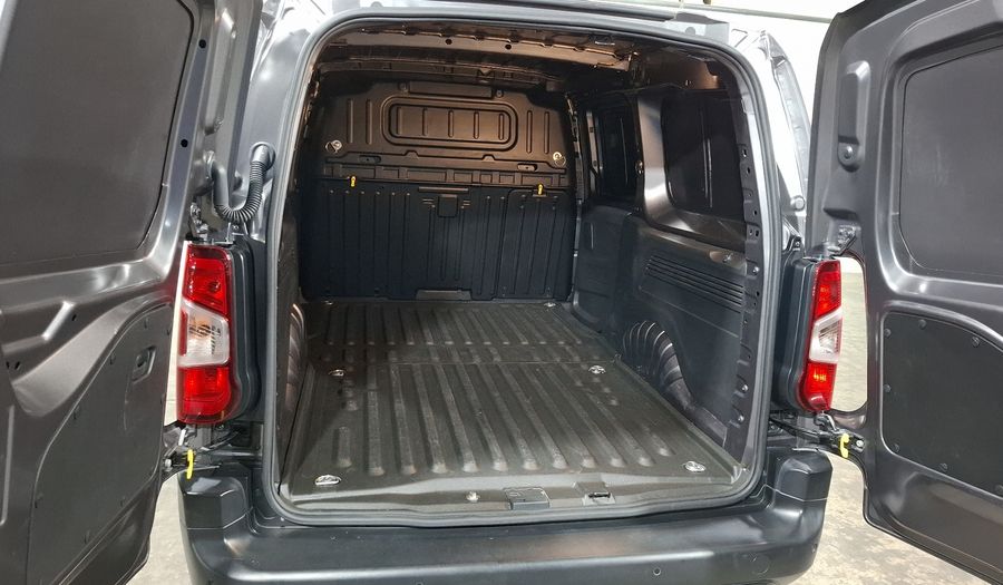 Peugeot Partner 1.2 PURETECH MAXI PACK Van 2024