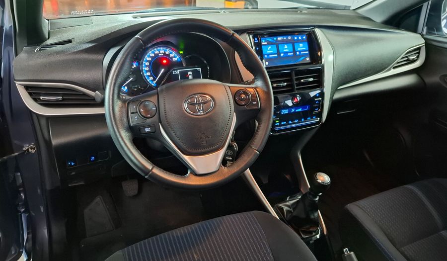 Toyota Yaris 1.5 XLS Hatchback 2021