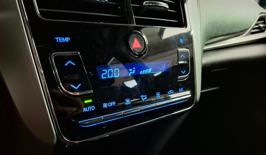 Toyota Yaris 1.5 XLS Hatchback 2021