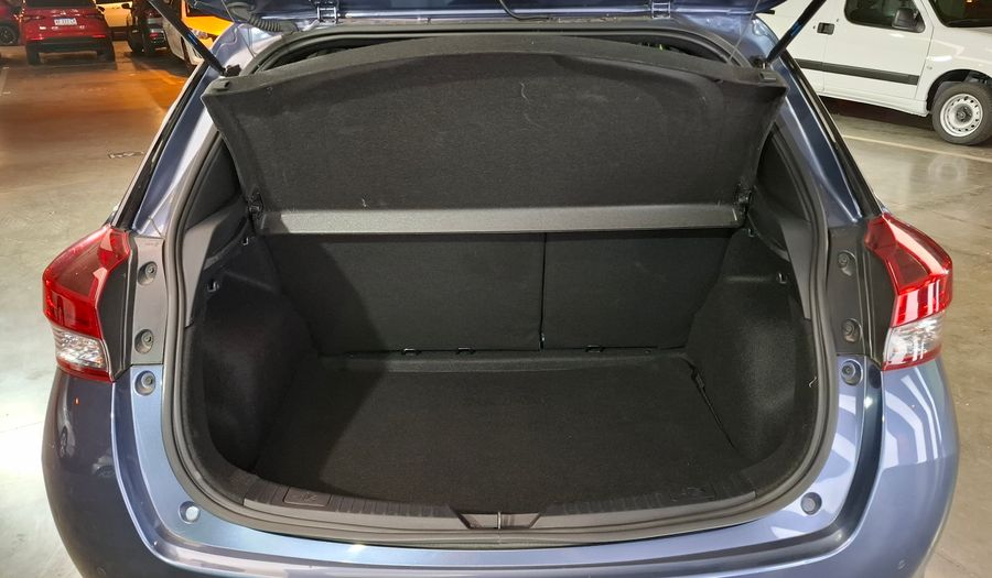 Toyota Yaris 1.5 XLS Hatchback 2021