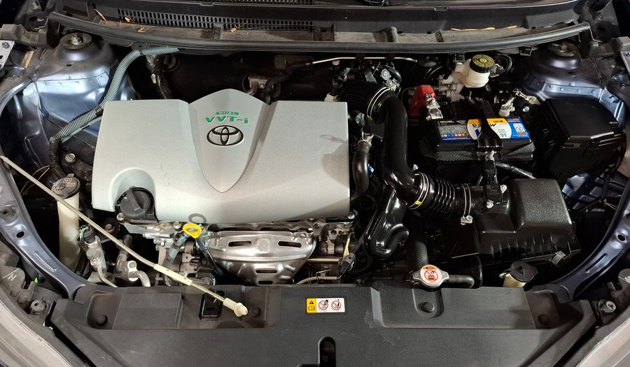 Toyota Yaris 1.5 XLS Hatchback 2021