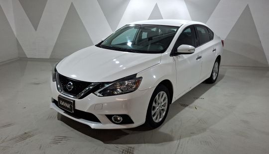 Nissan • Sentra