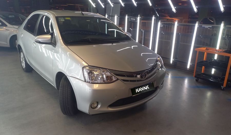 Toyota Etios 1.5 XLS 2016 Sedan