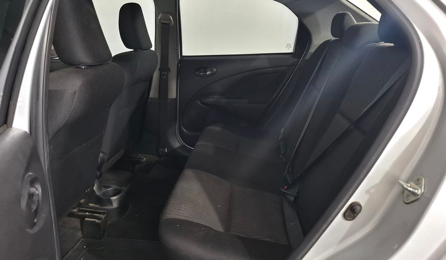 Toyota Etios 1.5 XLS 2016 Sedan