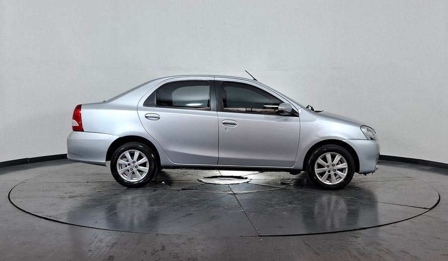 Toyota Etios 1.5 XLS 2016 Sedan
