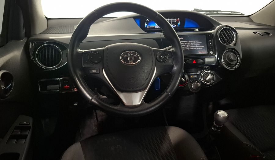Toyota Etios 1.5 XLS 2016 Sedan
