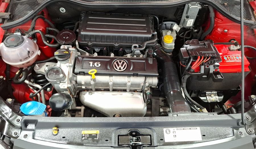 Volkswagen Polo 1.6 STD. Hatchback 2018