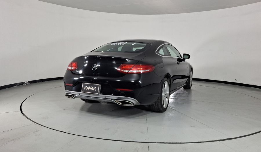 Mercedes Benz Clase C 2.0 200 AT Coupe 2017