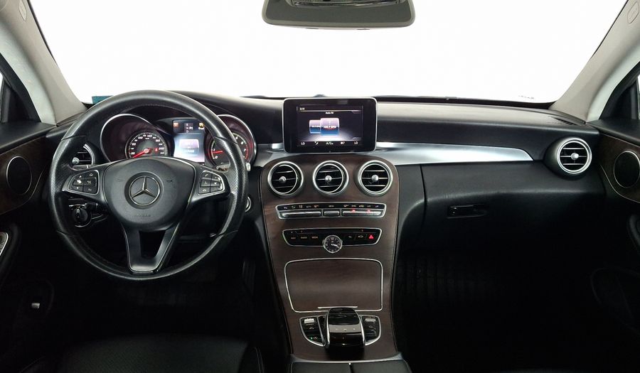 Mercedes Benz Clase C 2.0 200 AT Coupe 2017