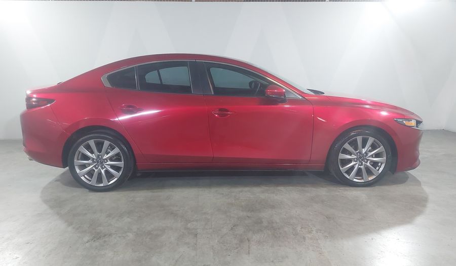 Mazda 3 2.5 I SPORT AUTO Sedan 2021