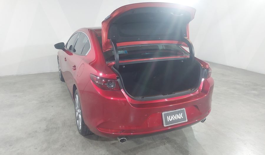 Mazda 3 2.5 I SPORT AUTO Sedan 2021