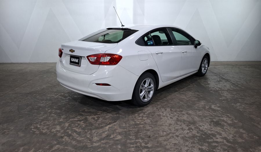 Chevrolet Cruze 1.4 LS A TURBO MT Sedan 2017