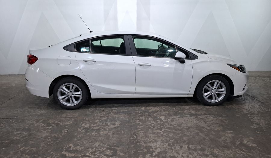 Chevrolet Cruze 1.4 LS A TURBO MT Sedan 2017