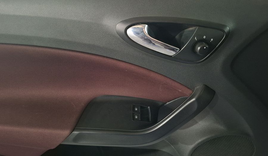 Seat Ibiza 1.6 SC STYLE MT FULL LINK Hatchback 2016