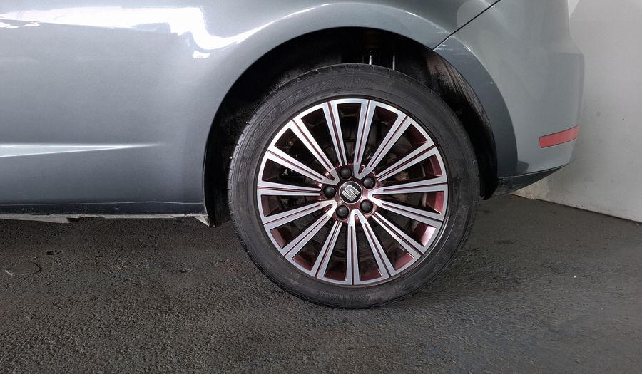 Seat Ibiza 1.6 SC STYLE MT FULL LINK Hatchback 2016