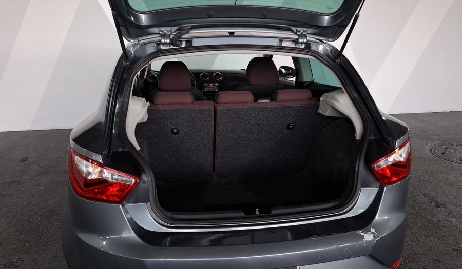 Seat Ibiza 1.6 SC STYLE MT FULL LINK Hatchback 2016