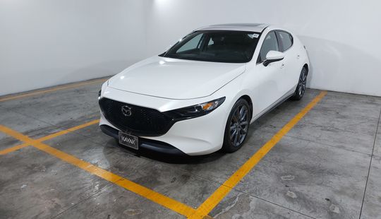 Mazda • Mazda 3