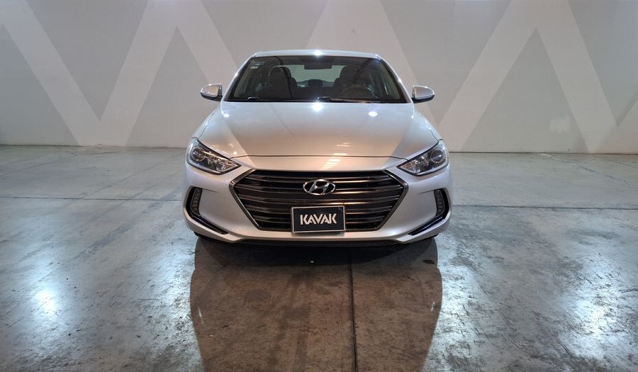 Hyundai Elantra 2.0 GLS PREMIUM AT Sedan 2017