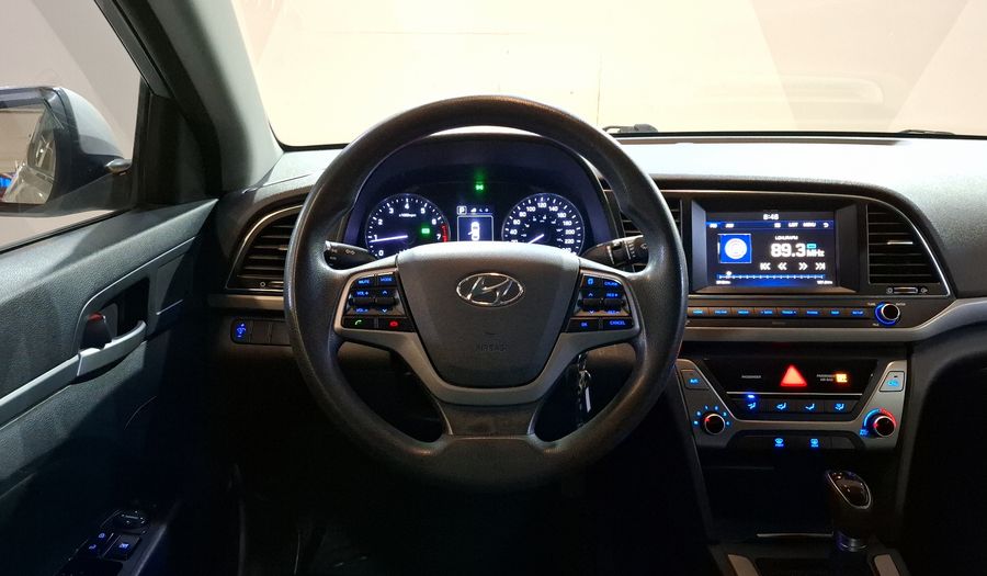 Hyundai Elantra 2.0 GLS PREMIUM AT Sedan 2017