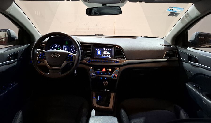 Hyundai Elantra 2.0 GLS PREMIUM AT Sedan 2017