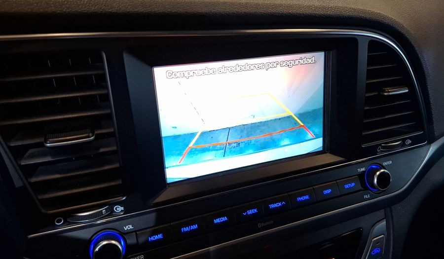 Hyundai Elantra 2.0 GLS PREMIUM AT Sedan 2017