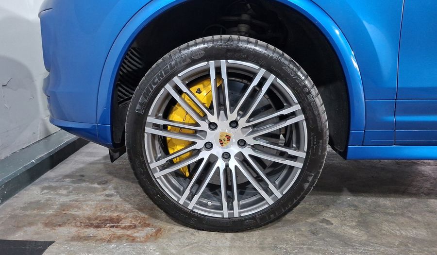 Porsche Cayenne 4.8 TURBO S Suv 2017